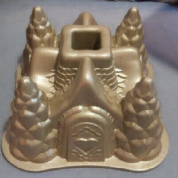 Fun Hansel and Gretel Fairytale Gingerbread Bundt Pan Vintage Nordic Ware - Picture 2 of 8